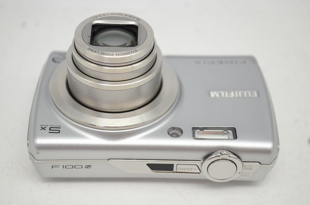 良品 FUJIFILM フジフィルム FinePix F100fd コンパクトデジタルカメラ シルバー 250927w