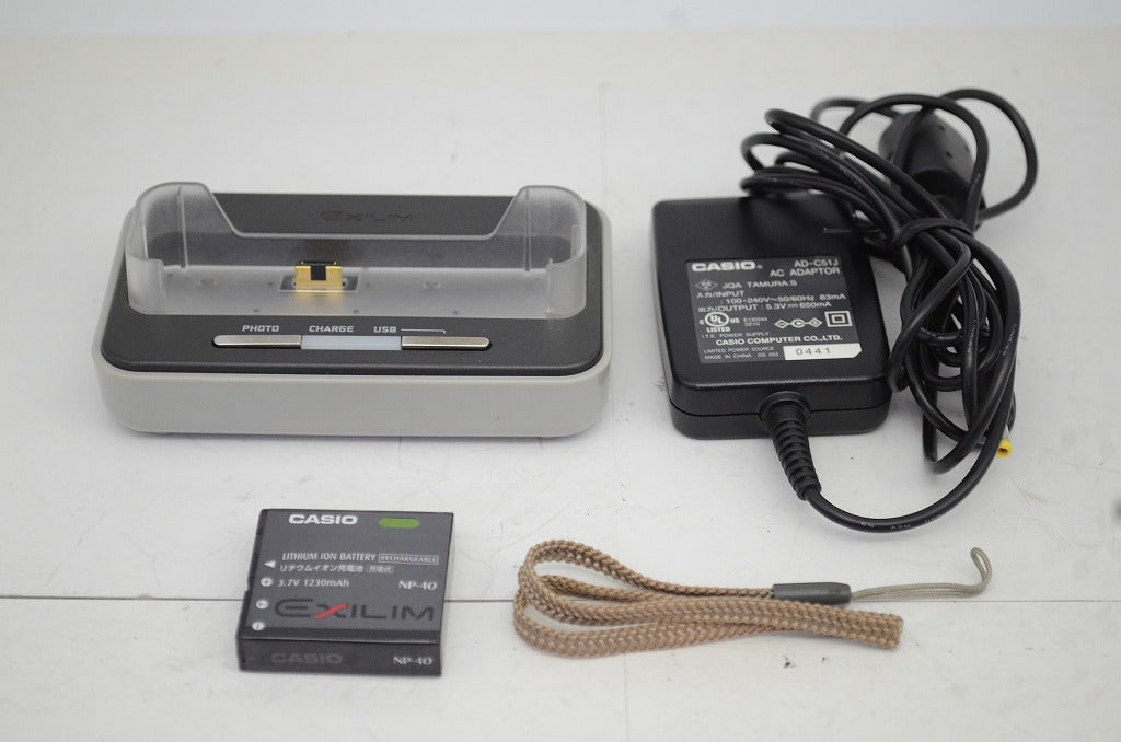 良品 CASIO カシオ EXILIM EX-Z750 コンパクトデジタルカメラ シルバー 250926g