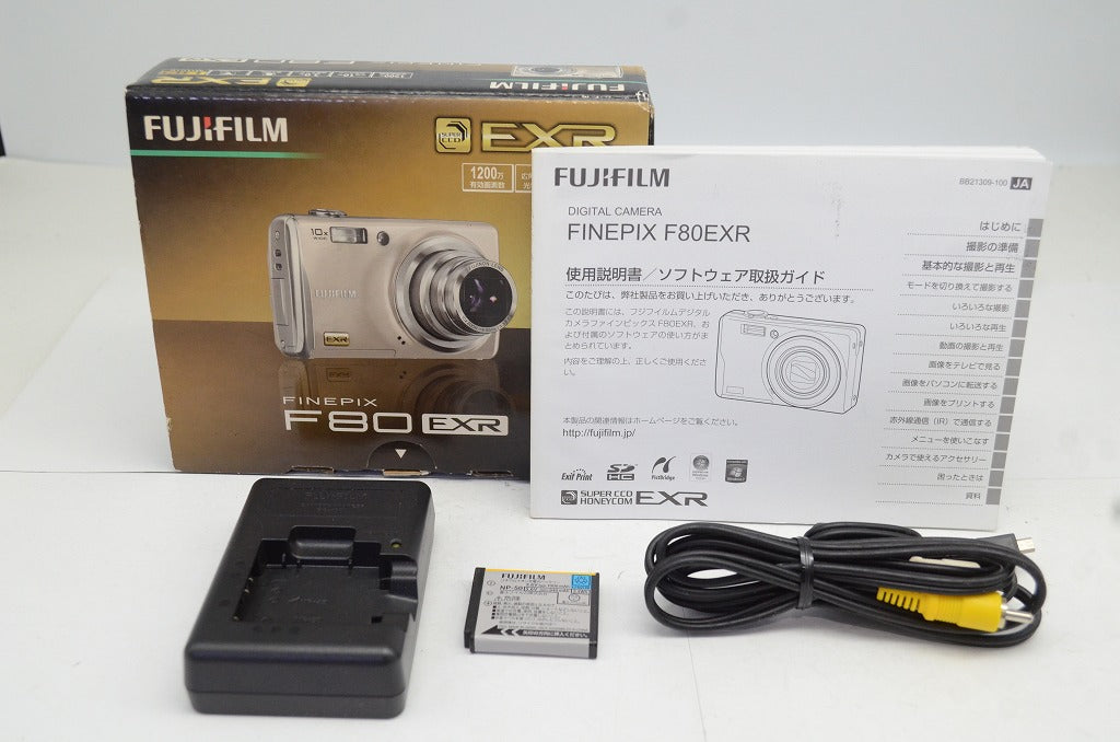 FUJIFILM フジフィルム FinePix F80EXR コンパクトデジタルカメラ ブラック 元箱付 250929b