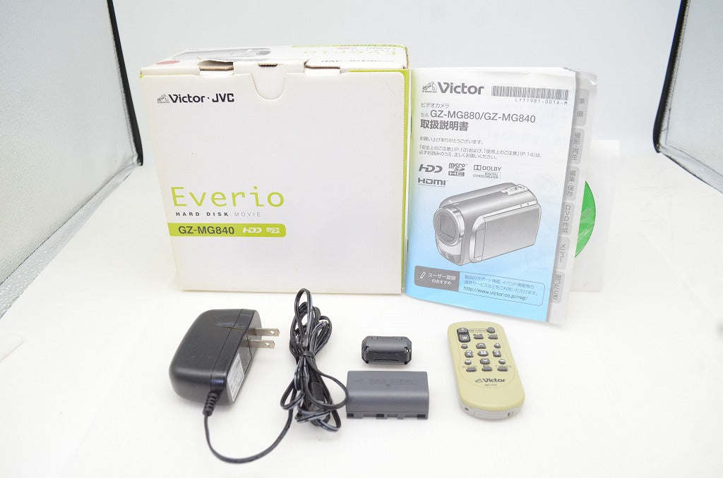 美品 JVC ケンウッド Everio GZ-MG840 デジタルビデオカメラ レッド 元箱付 260818sc
