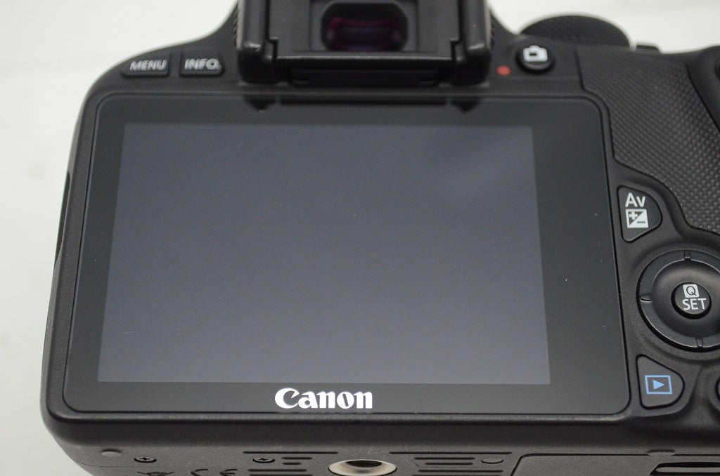 美品 Canon キヤノン EOS Kiss X7 + EF-S 18-55 IS STM レンズキット デジタル一眼レフカメラ 250926k