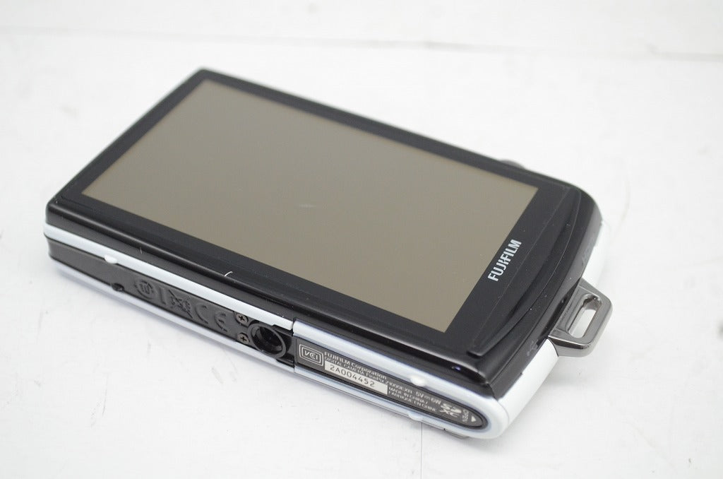 良品 FUJIFILM フジフィルム FinePix Z1000EXR コンパクトデジタルカメラ ホワイト 250930at