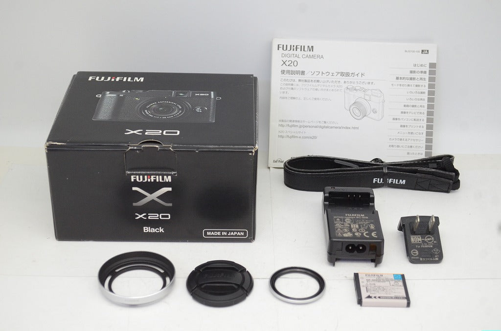 美品 FUJIFILM フジフィルム X20 デジタルカメラ ブラック 純正フード 元箱付 250930ae