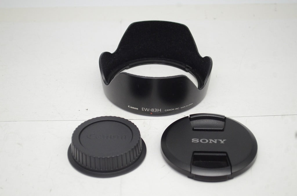 良品 Canon キヤノン EF 24-105mm F4L IS USM フルサイズ ズームレンズ フード付 251002y