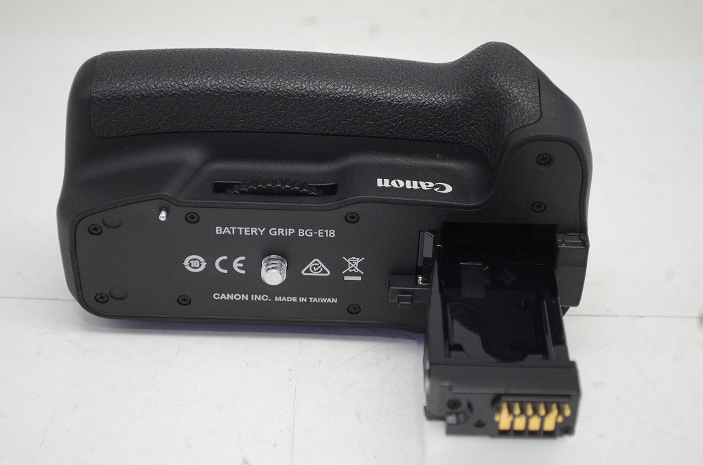 良品 Canon キヤノン バッテリーグリップ BG-E18 EOS Kiss X8i EOS 8000D用 251003ag