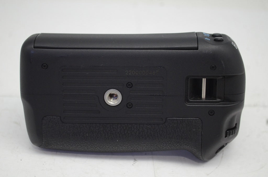 良品 Canon キヤノン バッテリーグリップ BG-E18 EOS Kiss X8i EOS 8000D用 251003ag