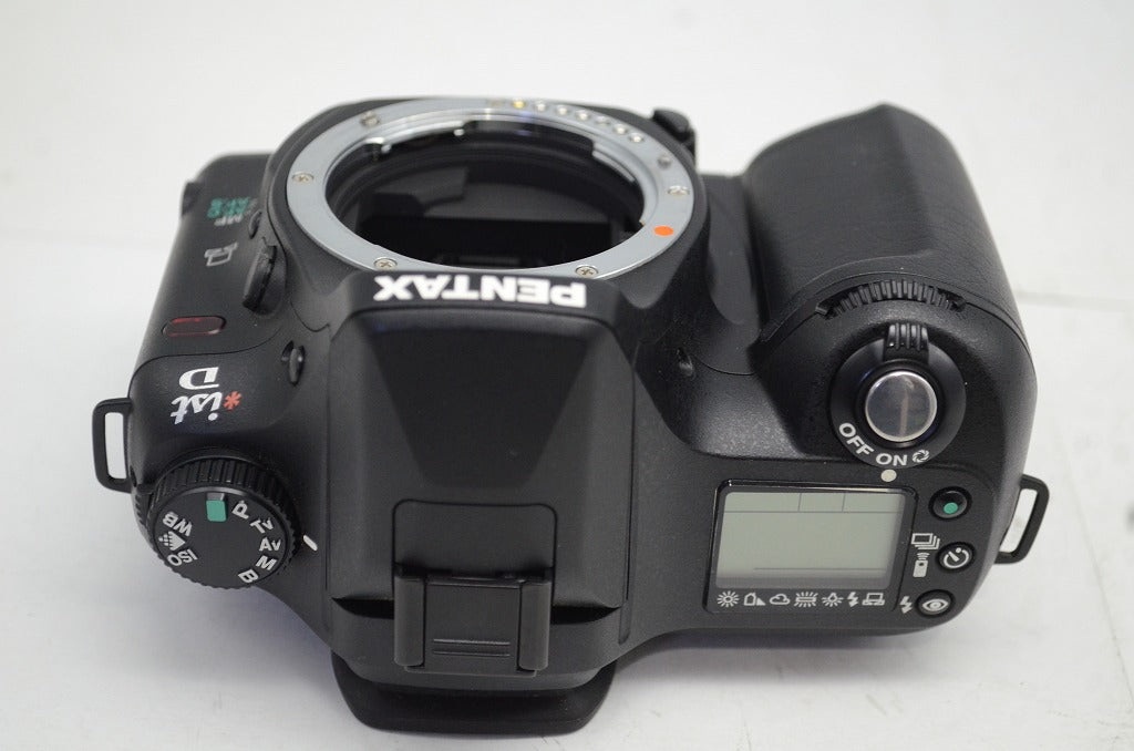 美品 PENTAX ペンタックス *ist D ボディ デジタル一眼レフカメラ 251006b