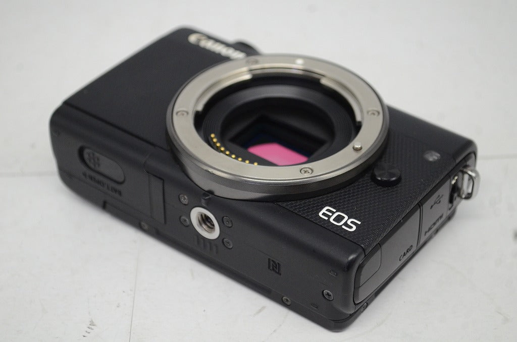 良品 Canon キヤノン EOS M100 + EF-M 15-45mm IS STM レンズキット ミラーレス一眼カメラ ブラック 251008g