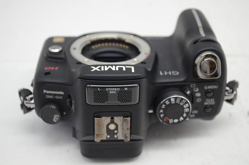 美品 Panasonic パナソニック LUMIX DMC-GH1 ボディ ミラーレス一眼カメラ ブラック 251010l
