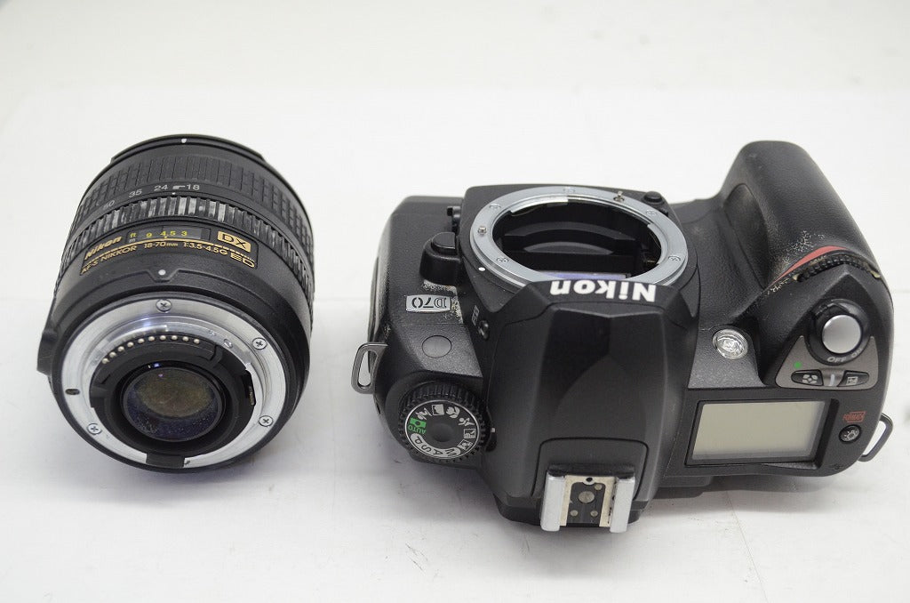 Nikon ニコン D70 + AF-S DX NIKKOR 18-70mm F3.5-4.5G レンズキット デジタル一眼レフカメラ 251006m