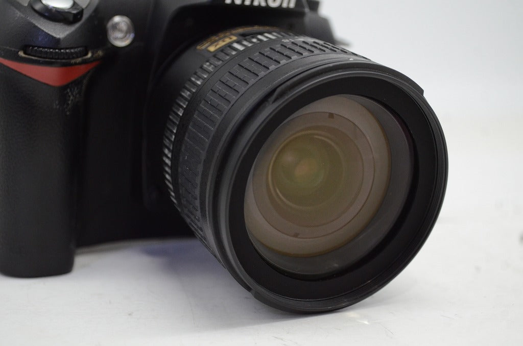 Nikon ニコン D70 + AF-S DX NIKKOR 18-70mm F3.5-4.5G レンズキット デジタル一眼レフカメラ 251006m
