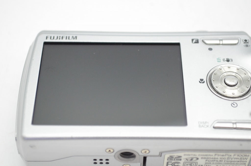 FUJIFILM フジフィルム FinePix F100fd コンパクトデジタルカメラ シルバー 250603g