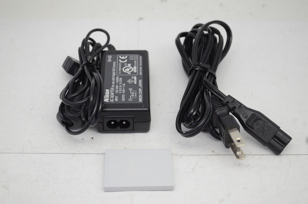 良品 Nikon ニコン COOLPIX S1 ホワイト コンパクトデジタルカメラ 251020b