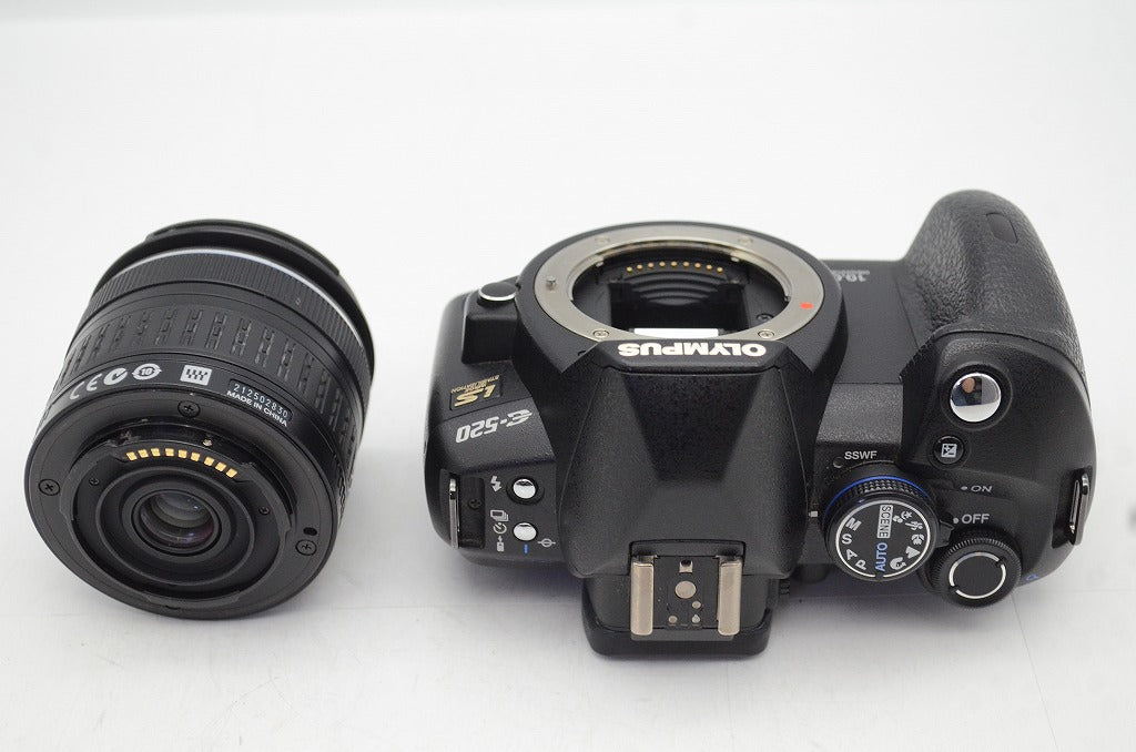 良品 OLYMPUS E-520 + ZUIKO DIGITAL ED 14-42mm F3.5-5.6 レンズキット デジタル一眼レフ 250623l