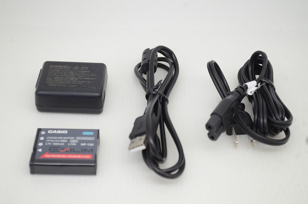 美品 CASIO カシオ HIGH SPEED EXILIM EX-ZR300 コンパクトデジタルカメラ レッド 251104ac