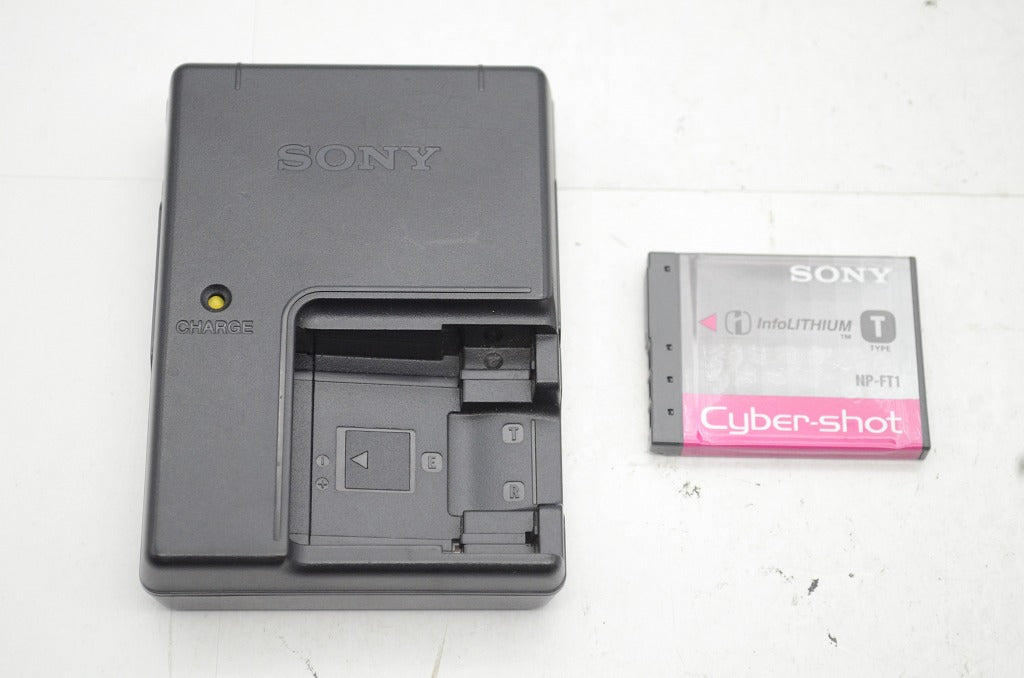 SONY ソニー Cyber-Shot DSC-T10 コンパクトデジタルカメラ シルバー 250903f