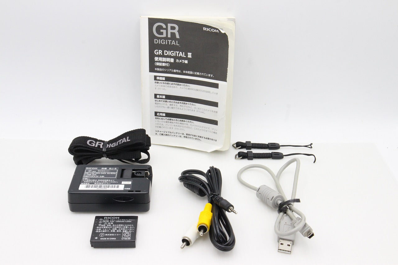 良品 RICOH リコー GR DIGITAL III 10.1MP(1000万画素)コンパクトデジタルカメラ 260129q
