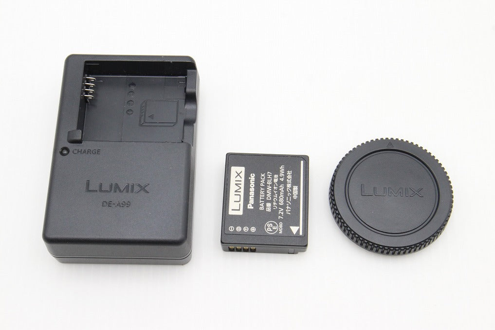 美品 Panasonic パナソニック LUMIX DMC-GM1 ボディ ミラーレス一眼カメラ ホワイト 260203r