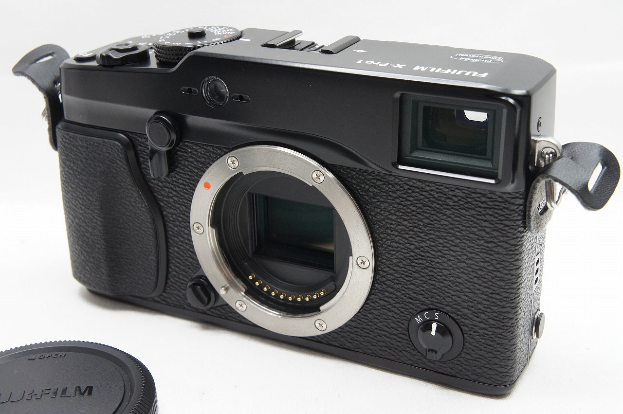 FUJIFILM