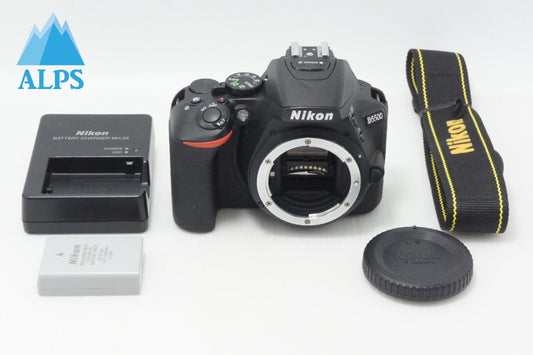 Excellent Condition Nikon D5500 Digital SLR Camera 260619a