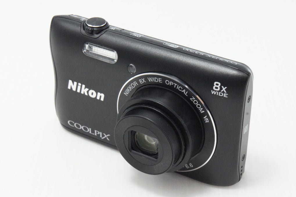 美品 Nikon ニコン COOLPIX S3700 コンパクトデジタルカメラ ブラック 260624av