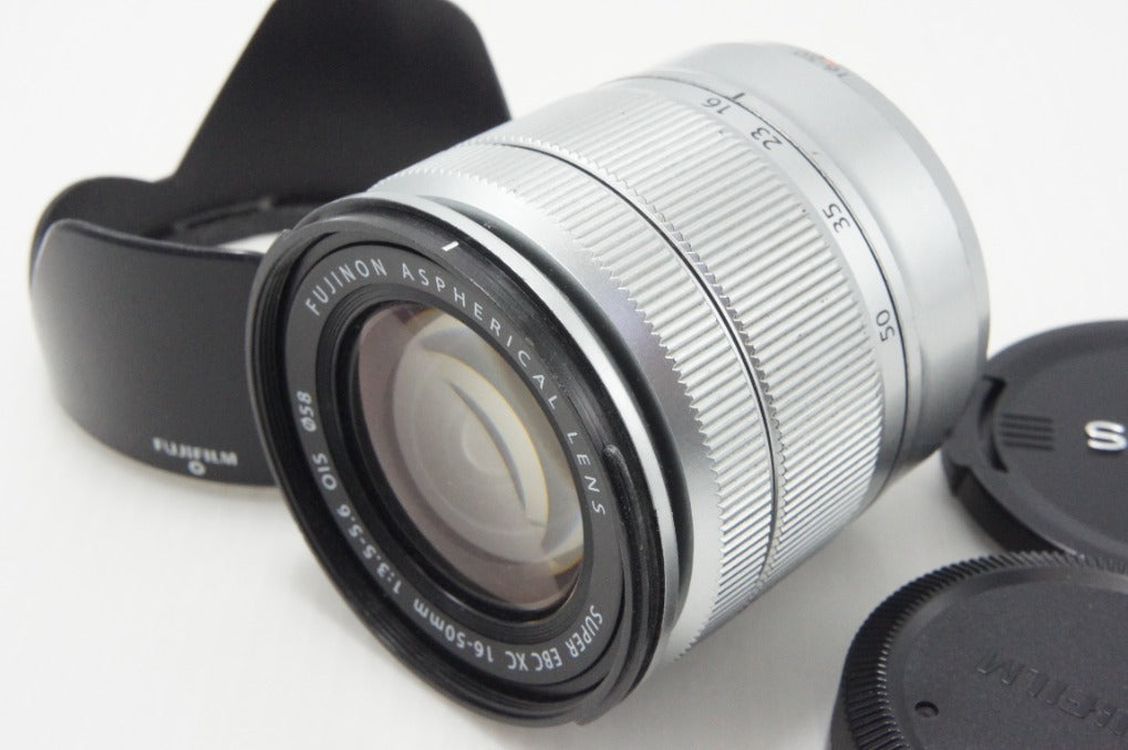 FUJIFILM フジフィルム FUJINON XC 16-50mm F3.5-5.6 OIS ズームレンズ シルバー フード付 260626y