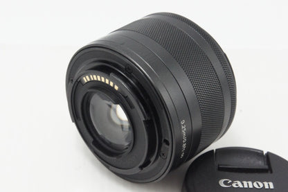 Canon キヤノン EF-M 15-45mm F3.5-6.3 IS STM EF-Mマウント ズームレンズ ブラック 260616v
