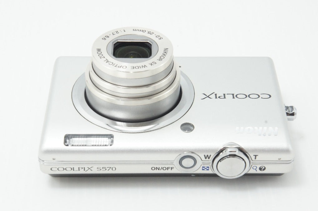 良品 Nikon ニコン COOLPIX S570 コンパクトデジタルカメラ シルバー