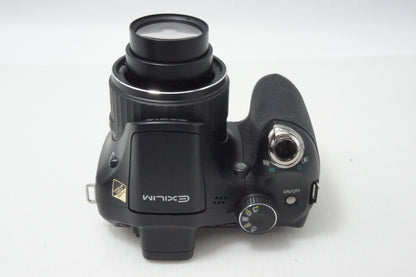 美品 CASIO カシオ HIGH SPEED EXILIM EX-FH20 デジタルカメラ ケース付 260624k