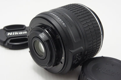 美品 Nikon ニコン AF-S DX NIKKOR 18-55mm F3.5-5.6G VR II APS-C ズームレンズ 260619aaa