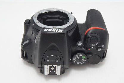 美品 Nikon ニコン D5500 ボディ デジタル一眼レフカメラ ブラック 260616f