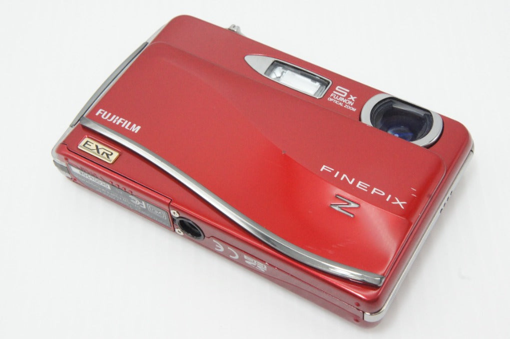 美品 FUJIFILM フジフィルム FinePix Z800EXR コンパクトデジタル