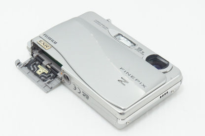 訳あり品 FUJIFILM フジフィルム FinePix Z700EXR コンパクトデジタルカメラ シルバー 260616q
