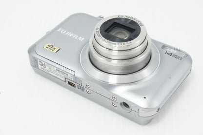 美品 FUJIFILM フジフィルム FinePix JX180 コンパクトデジタルカメラ シルバー 元箱付 260620r