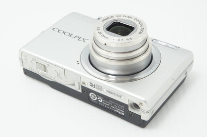 良品 Nikon ニコン COOLPIX S570 コンパクトデジタルカメラ シルバー 260624ai