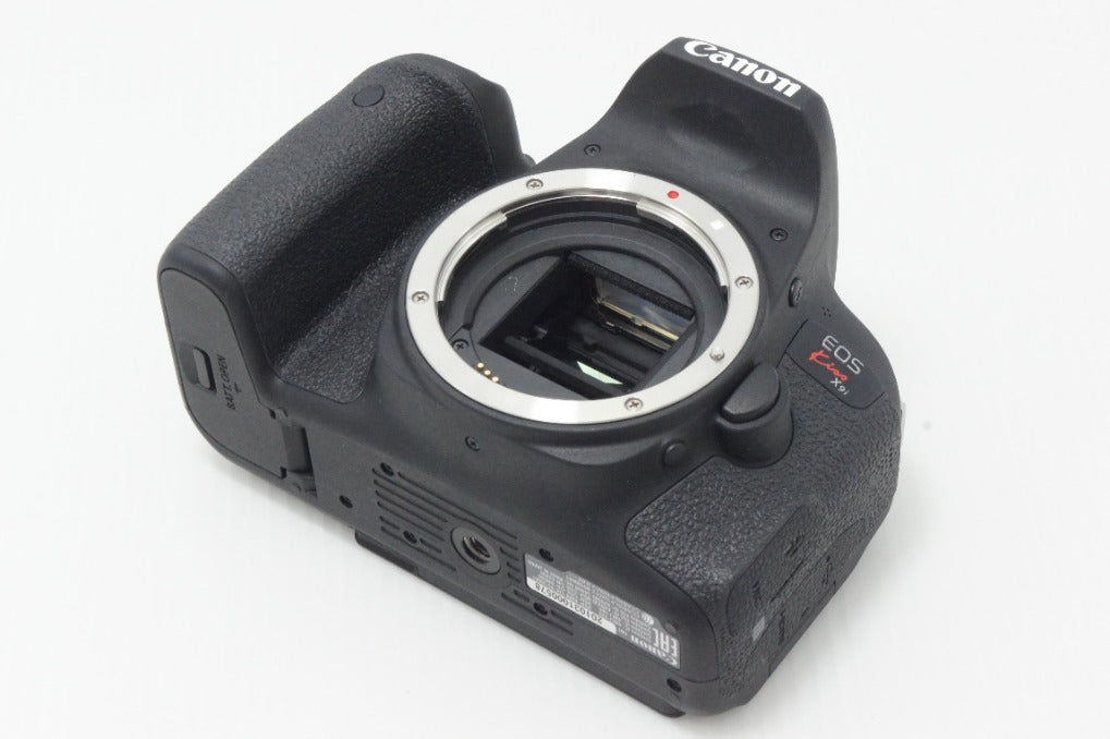 美品 Canon キヤノン EOS Kiss X9i 標準ズームレンズキット (EF-S 18-55mm IS STM) デジタル一眼レフカメラ 260626ak