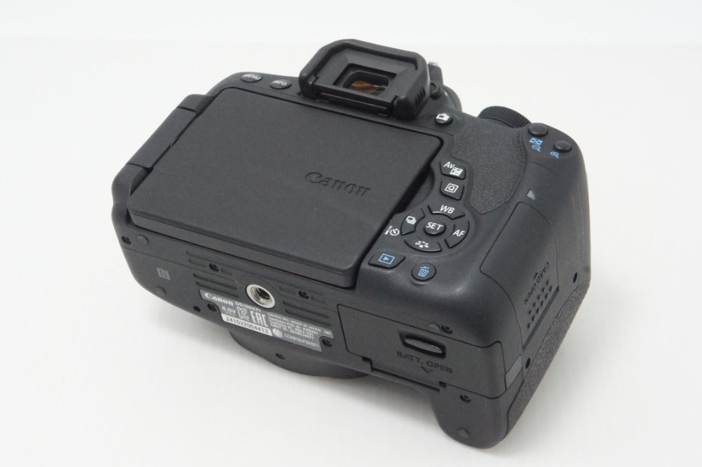 美品 Canon EOS Kiss X8i レンズキット EF-S 18-55mm F3.5-5.6 IS STM Rebel T6i 750D デジタル一眼レフカメラ 260619b
