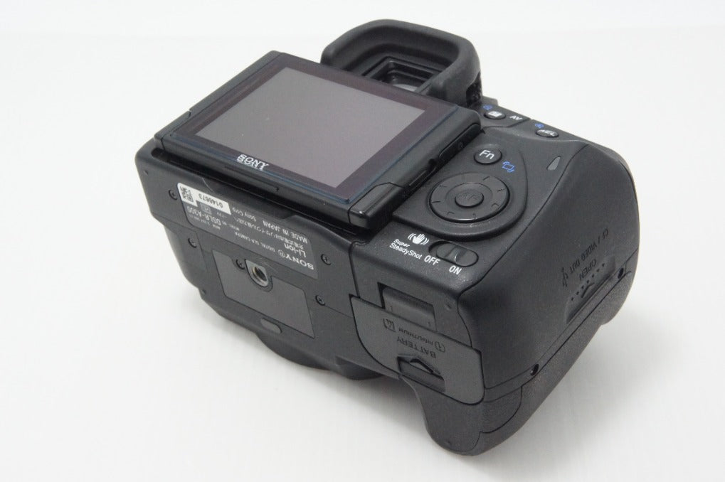 美品 SONY ソニー α300 ボディ + DT 18-70mm レンズキット デジタル一眼レフカメラ 260624n