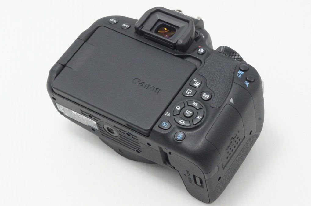 美品 Canon キヤノン EOS Kiss X9i 標準ズームレンズキット (EF-S 18-55mm IS STM) デジタル一眼レフカメラ 260626ak