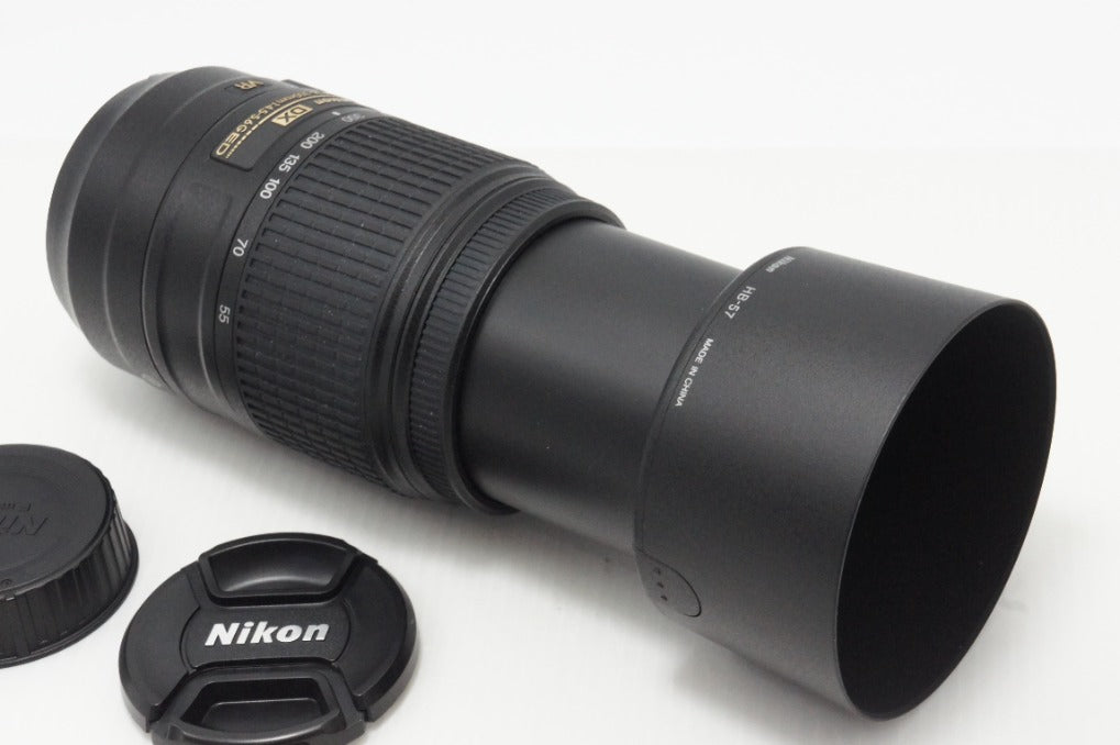 美品 Nikon ニコン AF-S DX NIKKOR 55-300mm F4.5-5.6G ED VR APS-C ズームレンズ フード ポーチ付 260618v