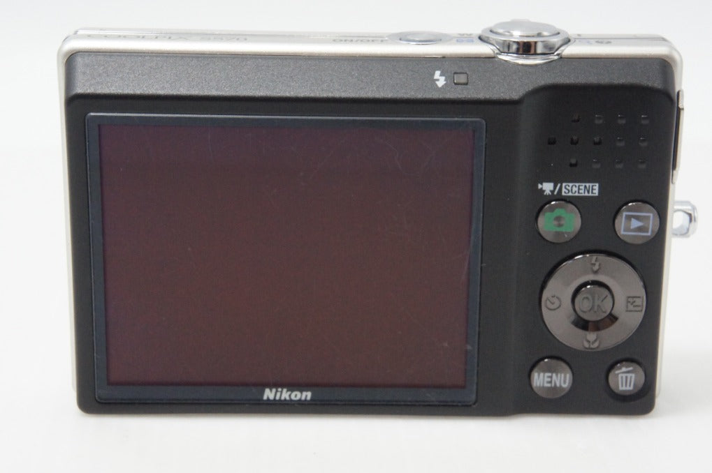 良品 Nikon ニコン COOLPIX S570 コンパクトデジタルカメラ シルバー 260624ai