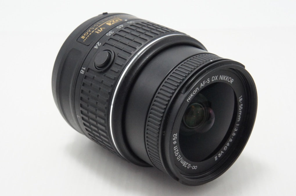 美品 Nikon ニコン AF-S DX NIKKOR 18-55mm F3.5-5.6G VR II APS-C ズームレンズ 260619aaa