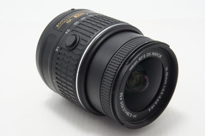 美品 Nikon ニコン AF-S DX NIKKOR 18-55mm F3.5-5.6G VR II APS-C ズームレンズ 260619aaa