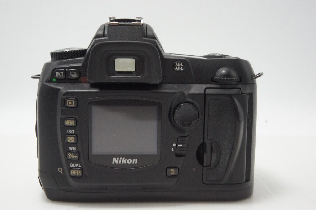 良品 Nikon ニコン D70 ボディ デジタル一眼レフカメラ ブラック ケース付 260616an