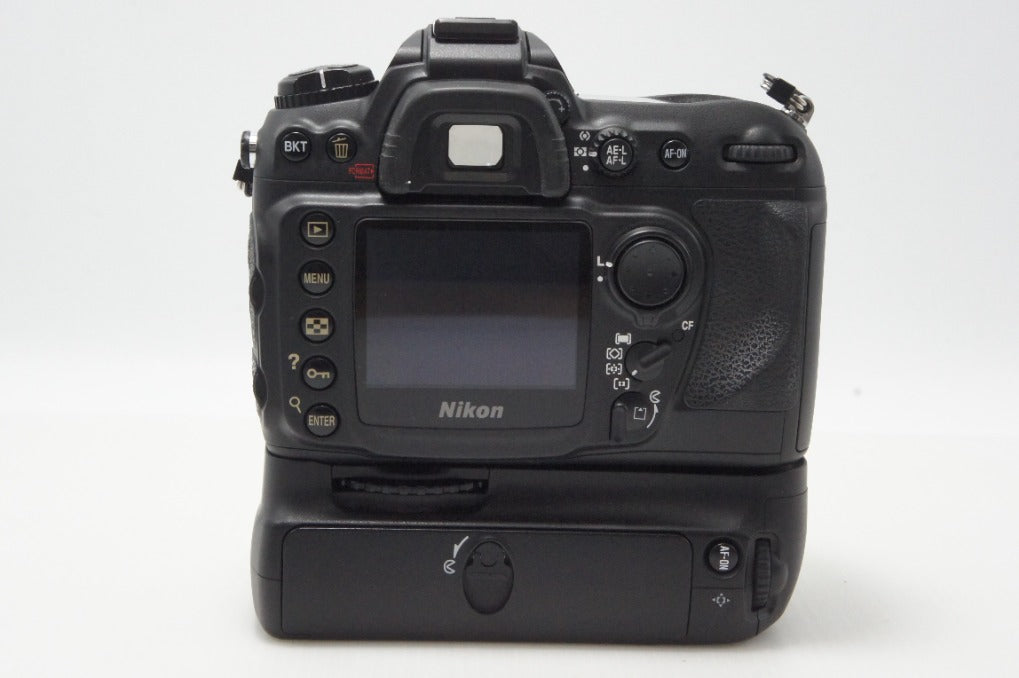 Nikon ニコン D200 ボディ デジタル一眼レフカメラ マルチパワーバッテリーパック MB-D200付 260626s