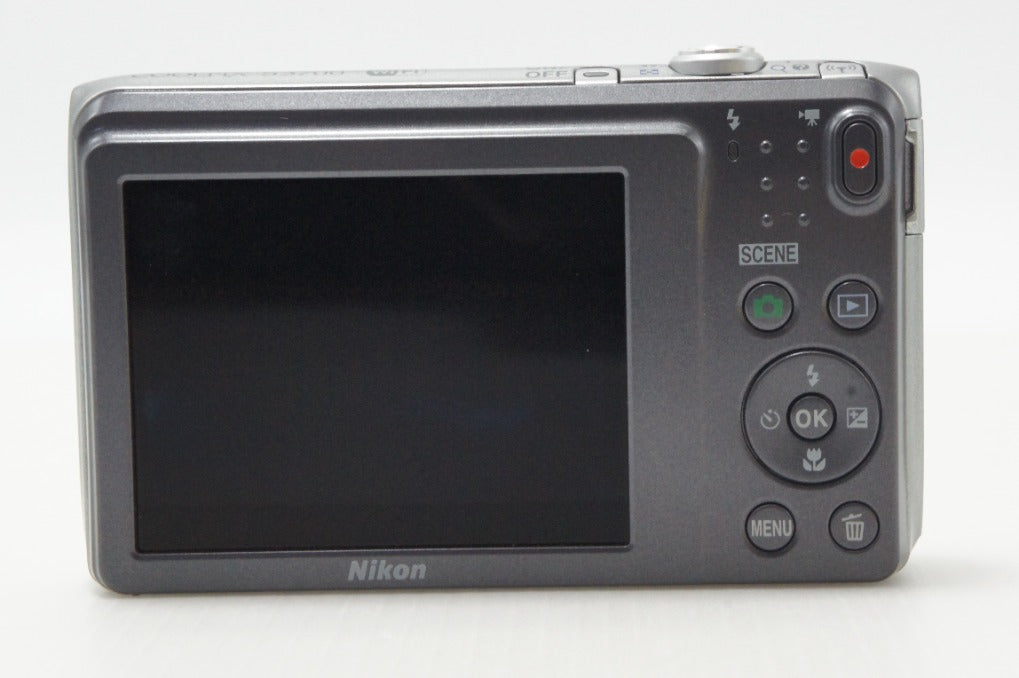 美品 Nikon ニコン COOLPIX S3700 コンパクトデジタルカメラ シルバー 元箱付 260626e