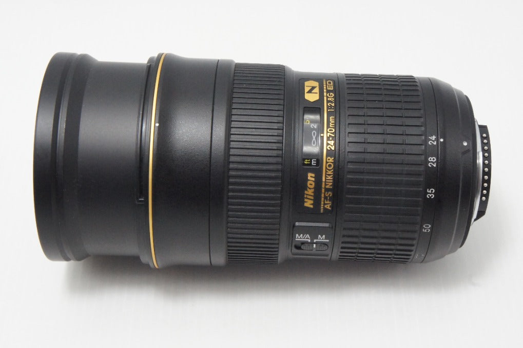 美品 Nikon ニコン AF-S NIKKOR 24-70mm F2.8G ED ズームレンズ フード ケース付 260617e