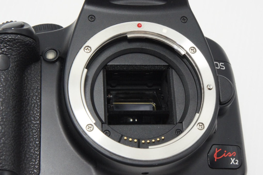 Canon キヤノン EOS Kiss X2 レンズキット (EF-S 18-55mm F3.5-5.6 IS) デジタル一眼レフカメラ 260616ah