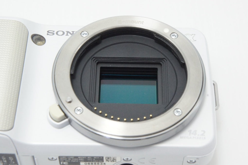 SONY ソニー NEX-3 ズームレンズキット (E 18-55mm OSS) ミラーレス一眼カメラ ホワイト 260620g
