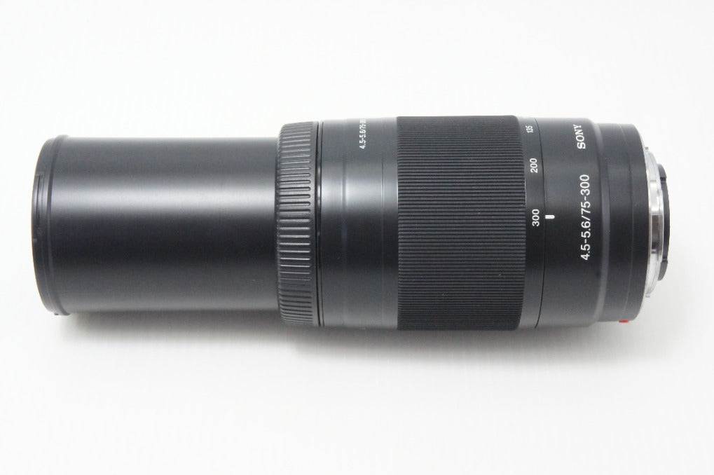 SONY ソニー AF 75-300mm F4.5-5.6 SAL75300 MINOLTA αマウント ズームレンズ フルサイズ フード付 260623h
